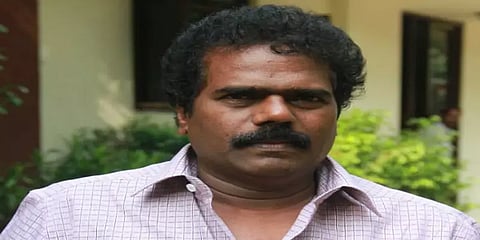 ரூ.36 ஆயிரம் கட்டியுள்ளேன்; மின் கட்டணக் கொள்ளையை முதல்வர் தடுக்கவேண்டும் - தங்கர் பச்சான்