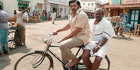 'மீம்' மக்களின் கிரியேட்டிவிட்டியைத் தூண்டிவிட்ட 'சார்ப்பட்டா வாத்தியாரே' சைக்கிள் காட்சி!