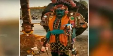 நடித்துக் கொண்டிருந்த போதே உயிரிழந்த தெருக்கூத்துக் கலைஞர்.. வேலூரில் நிகழ்ந்த சோகம்!