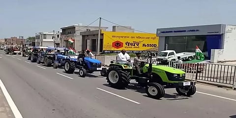 வேளாண் சட்டங்களுக்கு எதிர்ப்பு: சுதந்திர தினத்திற்காக விவசாயிகள் டிராக்டர் பேரணி ஒத்திகை