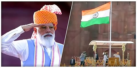 டெல்லி செங்கோட்டையில் தேசியக்கொடியை ஏற்றிவைத்து பிரதமர் மோடி மரியாதை