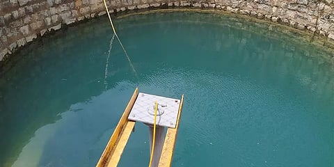 கிருஷ்ணகிரி: மயில் முட்டை எடுக்க கிணற்றில் இறங்கிய சிறுவன் தண்ணீரில் மூழ்கி உயிரிழப்பு