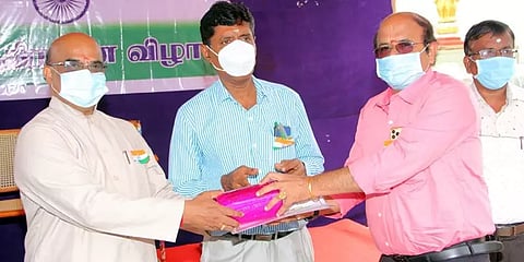 உத்திரமேரூர் பணிமனைக்கு தொடர்ந்து 4-வது முறையாக சிறந்த கிளை மேலாளருக்கான விருது