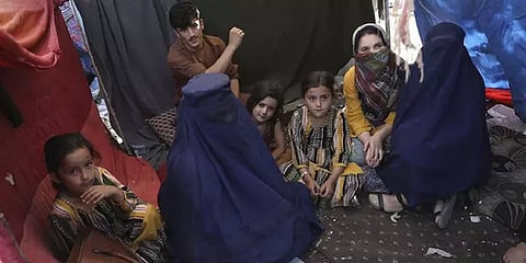 அளித்த உறுதியிலிருந்து பின்வாங்கும் தலிபான்கள்... ஆப்கன் பெண்களின் நிலை இனி?!