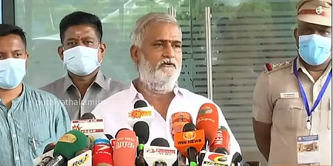 "திருக்கோயில்களில் இருந்து அர்ச்சகர்கள் வெளியேற்றப்படவில்லை" - அமைச்சர் சேகர் பாபு