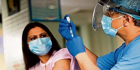 செப். 20 முதல் 'பூஸ்டர் டோஸ்' செலுத்த அமெரிக்கா அரசு முடிவு