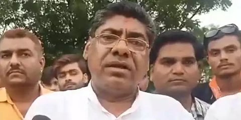 ”ஆப்கனில் பெட்ரோல் விலை குறைவுதான்; அங்கு செல்வீர்”- பாஜக உறுப்பினரின் கருத்தால் சர்ச்சை