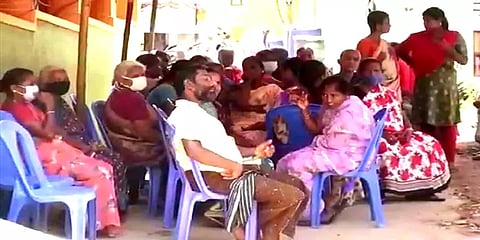 சென்னை: செல்போனில் மூழ்கியபடியே இருப்பதாக திட்டிய தாய் - மகள் எடுத்த விபரீத முடிவு