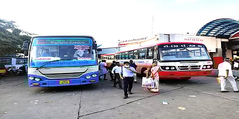 நள்ளிரவு முதல் தமிழகம் - கர்நாடகா இடையே மீண்டும் தொடங்கிய பேருந்து சேவை