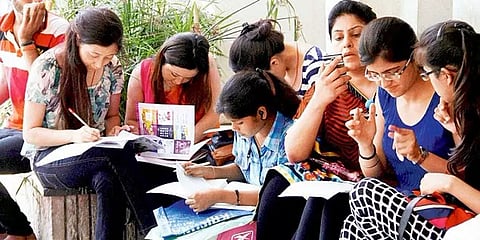 பி.இ மாணவர் சேர்க்கைக்கு வேதியியல் பாட மதிப்பெண்கள் கட்டாயமில்லை - தமிழக அரசு