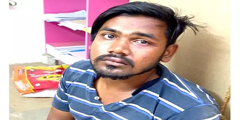 மதுரை: ரோந்து பணியில் ஈடுபட்டிருந்த காவல் சார்பு ஆய்வாளரை தாக்கியதாக இளைஞர் கைது