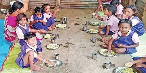 அங்கன்வாடி மையங்களில் செப்.1 முதல் குழந்தைகளுக்கு சூடான சத்துணவு - தமிழக அரசு உத்தரவு