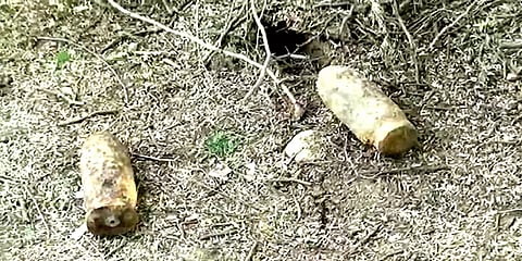 திருவள்ளூர்: உலகப் போரில் பயன்படுத்தப்பட்ட இரண்டு பீரங்கி குண்டுகள் கண்டெடுப்பு