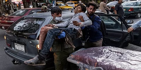 காபூலில் குண்டுவெடிப்பு - உயிரிழப்பு 108 ஆக உயர்வு