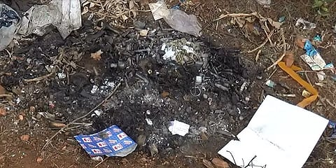 ஈரோடு: வாய்க்கால்களில் மருத்துவ கழிவுகளை கொட்டும் ஸ்கேன் சென்டர் - மக்கள் அவதி