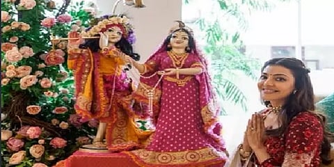 புல்லாங்குழலுடன் கிருஷ்ண ஜெயந்தியைக் கொண்டாடிய நடிகை காஜல் அகர்வால் - புகைப்பட ஆல்பம்