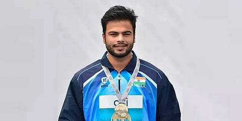 பாராலிம்பிக்: ஈட்டி எறிந்து இந்தியாவுக்காக இரண்டாவது தங்கத்தை வென்ற சுமித் அண்டில்