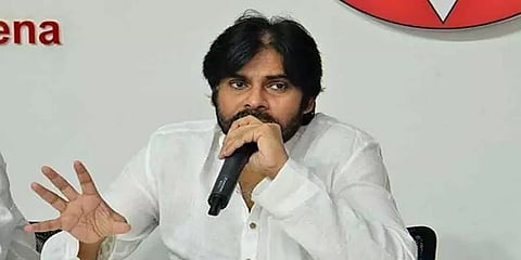 அரசியல் கட்சிகளுக்கு ஊக்கமளிக்கும் வகையில் செயல்படுகிறார் முக.ஸ்டாலின் - பவன் கல்யாண்