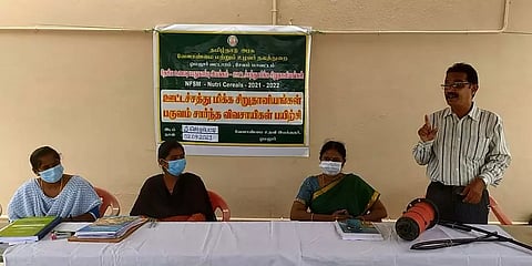 ஓமலூர்: சிறுதானியங்களை பருவம் சார்ந்து சாகுபடி செய்ய விவசாயிகளுக்கான பயிற்சி முகாம்