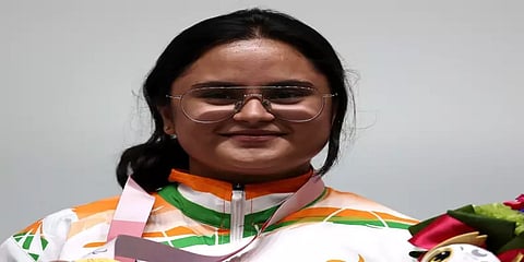 பாராலிம்பிக்: 50 மீட்டர் துப்பாக்கி சுடுதலில் வெண்கலம் வென்றார் அவனி