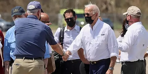 அமெரிக்காவை உலுக்கிய ஐடா புயல்: பாதிக்கப்பட்ட பகுதிகளில் அதிபர் ஜோ பைடன் நேரில் ஆய்வு