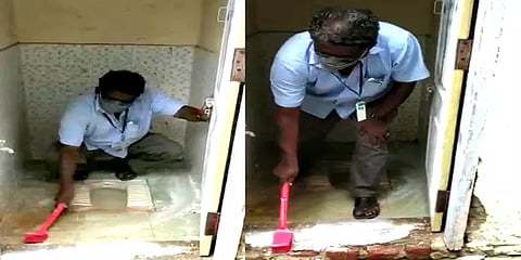 நாகை: தூய்மை பணியாளர்கள் இல்லாததால் தலைமையாசிரியரே கழிவறையை சுத்தம் செய்யும் அவலம்