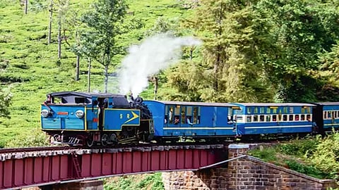 சிறப்பு மலை ரயில் சேவை