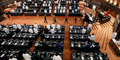 அதிகரித்த உணவுப் பஞ்சம் - இலங்கையில் அவசரநிலை கட்டுப்பாடுகளுக்கு நாடாளுமன்றம் அனுமதி