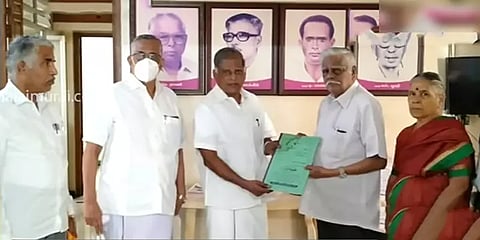 மனநலம் குன்றிய 3 மகன்களுக்காக சொத்துகளை கட்சிக்கு எழுதிக்கொடுத்த கோவை தம்பதி