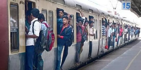 வழக்குப்பதிவு செய்தால் மாணவர்கள் என்னென்ன பிரச்னைகள் சந்திக்க நேரிடும்: போலீஸ் அறிவுரை