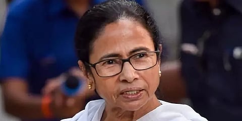 மே.வ. இடைத்தேர்தல்: தனது கோட்டைக்கே திரும்பும் மம்தா... பாஜக போடும் ப்ளான் என்ன?