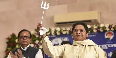 உ.பி தேர்தல் களம்: பிராமணர் வாக்குகளுக்கு குறி- மாயாவதிக்கு '2007 ஃபார்முலா' கைகொடுக்குமா?