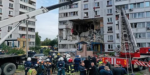 ரஷ்யா: அடுக்குமாடி குடியிருப்பில் சிலிண்டர் வெடித்து விபத்து - 2 பேர் உயிரிழப்பு