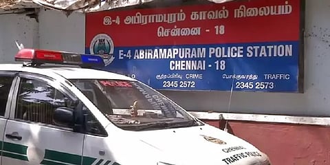 சென்னை: ஏரியா தாண்டி போதை மாத்திரைகளை விற்றதால் ஆத்திரம்; நண்பரை தீர்த்துக்கட்டிய கும்பல்