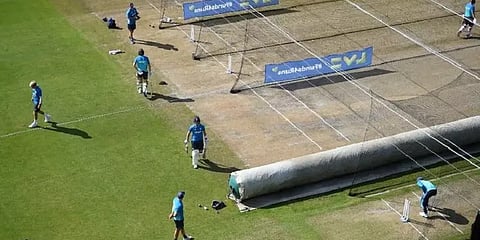 இந்திய அணியின் குழுவில் மேலும் ஒருவருக்கு கொரோனா: நாளை கடைசி டெஸ்ட் நடைபெறுமா?