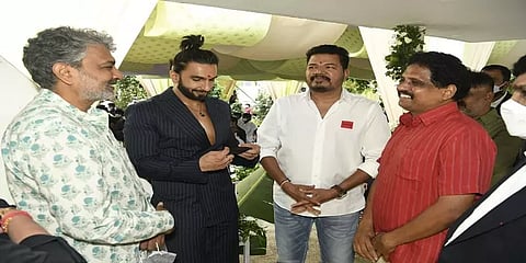 ஷங்கர் - ராம் சரண் படத்திற்கு திரைக்கதை.. வசனம் எழுதும் சு.வெங்கடேசன் எம்.பி?