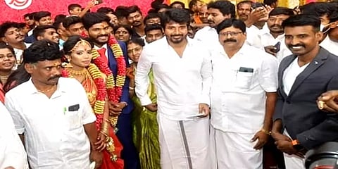 மதுரை: நடிகர் சூரியின் அண்ணன் மகள் திருமண நிழச்சியில் 10 பவுன் நகை திருட்டு