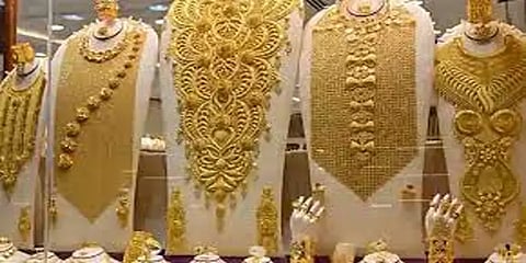 தங்கம் மற்றும் வெள்ளி விலை உயர்வு