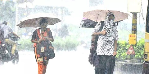 தமிழகத்தில் அடுத்த 5 நாட்களுக்கு மழை தொடரும் - வானிலை ஆய்வு மையம்