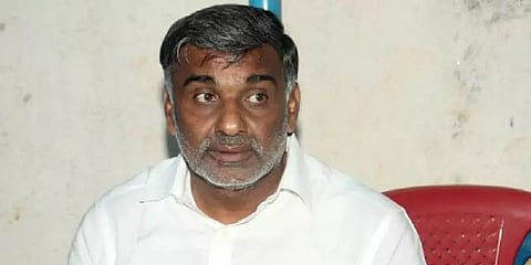 '5 கிலோ தங்கம், 7 கிலோ வெள்ளி, 9 சொகுசு கார்கள்' - கே.சி.வீரமணி வீட்டிலிருந்து பறிமுதல்