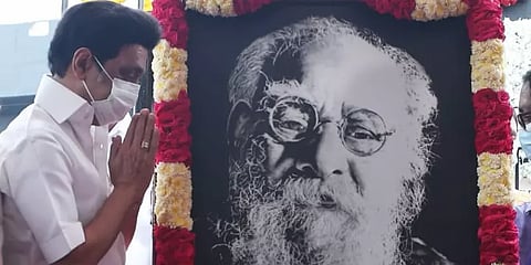 தந்தை பெரியாரின் 143-வது பிறந்தநாள் : அரசியல் தலைவர்கள் மரியாதை