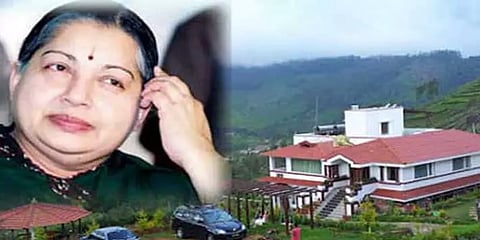 கோடநாடு பங்களாவில் தடையின்றி கொள்ளையடிக்க பூஜை? – பூசாரிகளிடம் விசாரணை