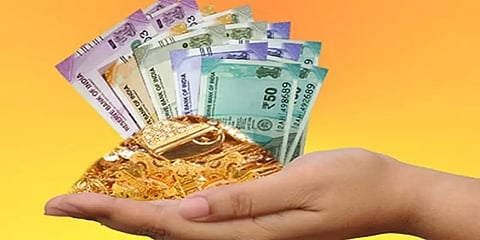 கூட்டுறவு வங்கியில் போலி நகைகள் மூலம் கடன் பெற்று மோசடி - 10 பேர் மீது வழக்குப்பதிவு