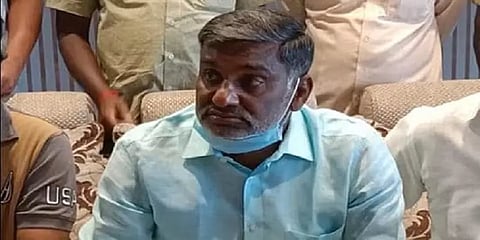 முன்னாள் அமைச்சர் கே.சி.வீரமணியின் நண்பர் வீடுகளில் லஞ்ச ஒழிப்புத்துறை சோதனை