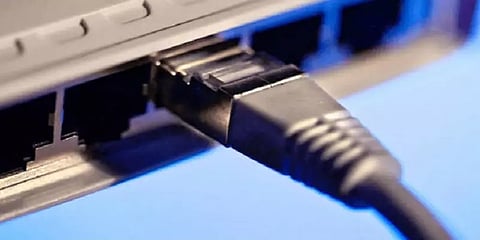 தமிழகத்தில் 12,525 கிராமங்களில் இணையவசதி தரும் திட்டம்