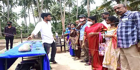 உலக சுற்றுலா தினம்: கீழடி அகழாய்வு தளத்தில் சிறப்பு கண்காட்சி