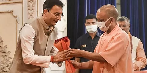 உ.பி அமைச்சரவை விரிவாக்கம்: பாஜகவின் புதிய வியூகமா, தேர்தல் அச்சமா? - ஒரு பார்வை