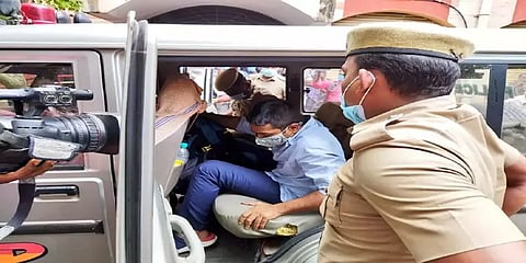 விமானப்படை பெண் அதிகாரி பாலியல் வன்கொடுமை: புகாரை திரும்பப்பெற கட்டாயப்படுத்திய நிர்வாகம்