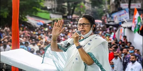 மம்தா போட்டியிடும் பவானிபூர் தொகுதி இடைத்தேர்தல் - 3 மணி வரை 48.08% வாக்குப்பதிவு