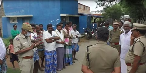 ஆதிதிராவிடருக்கு தலைவர் பதவி - மலைகிராம மக்கள் போராட்டத்தால் காவல்துறையினர் பேச்சுவார்த்தை